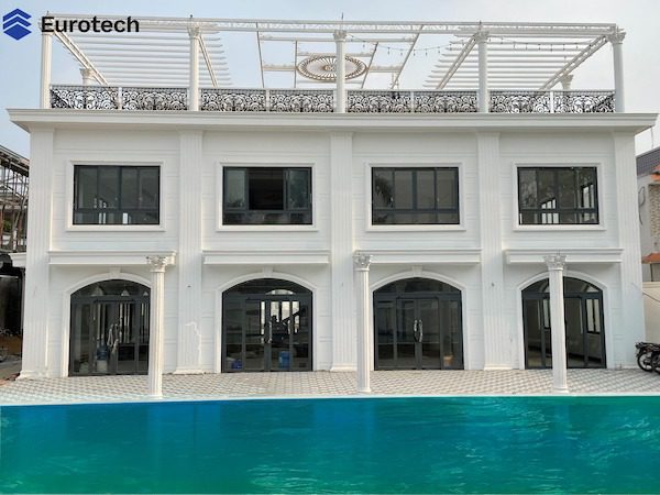 cach-lap-dat-cua-truot-quay-eurotech-17